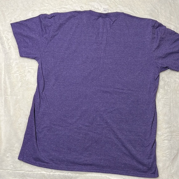 Womens XLarge Disney Villains Purple V-Neck Tee - Picture 4 of 4